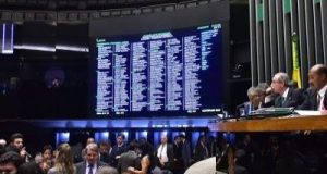 14063,comissao-de-impeachment-e-aprovada-na-camara-veja-quem-sao-os-deputados-2