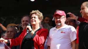 Dilma Rousseff em ato no AnhangabaA? (Foto: PT)