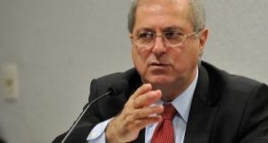 18460,lava-jato-ex-ministro-paulo-bernardo-e-preso-pela-policia-federal-em-brasilia-2