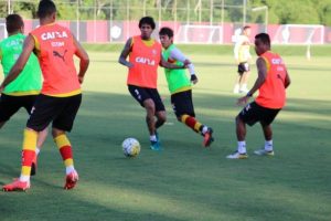 Fotos: DivulgaA�A?o / EC VitA?ria