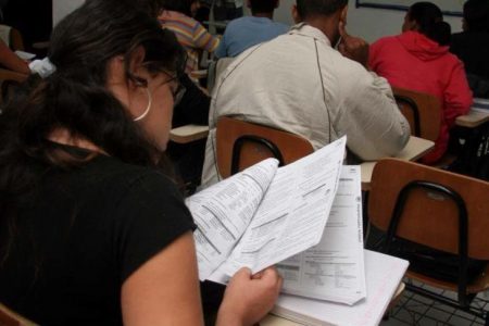 Agerba lanA�a edital de concurso com salA?rio de R$ 6 mil