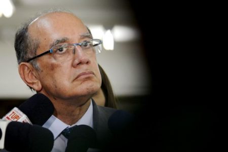 Jato da FAB que conduzia Gilmar Mendes arremete voo apA?s a�?falha tA�cnicaa��