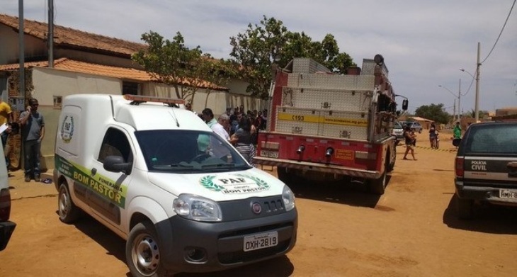 Equipes de socorro chegam à creche em Janaúba, em Minas Gerais (Foto: River Ramos Madureira/Arquivo Pessoal)