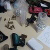 Material apreendido com o grupo preso em Portão (Foto: Tailane Muniz/Correio)