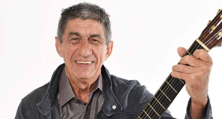 Compositor cearense Fagner faz show na capital, no sábado