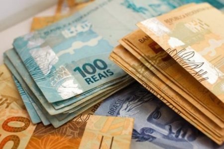 Nascidos de 1968 a 1983 podem sacar valores esquecidos