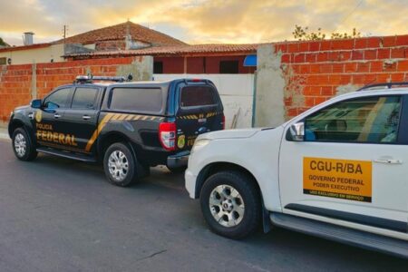 PF cumpre mandatos de busca em Juazeiro e Lauro de Freitas