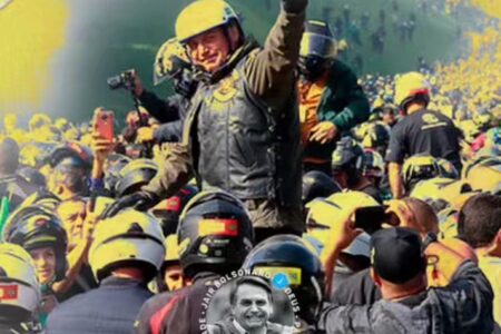Mesmo debaixo de chuva, Bolsonaro participa de motociata em Santos que lota de apoiadores, VEJA VÍDEO