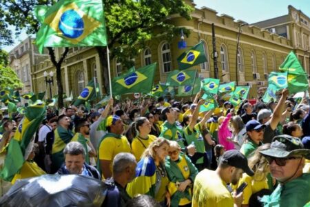 Agora: Sobe para 38 o número de bloqueios e interdições em rodovias