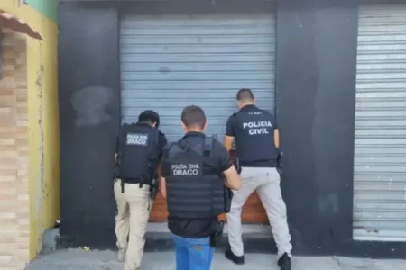 Megaoperação da Polícia Civil Combate Grupo Criminoso na Região Metropolitana de Salvador