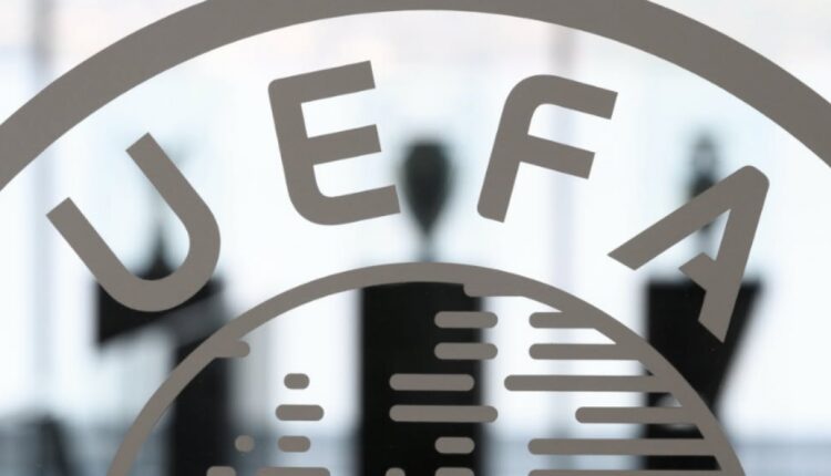 Uefa anuncia boicote a competições da Fifa até que proposta de venda de ações seja cancelada
