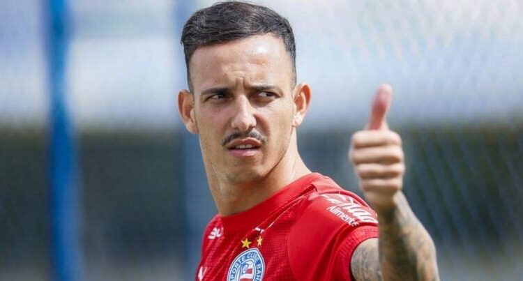 Lateral Iago Borduchi em atuação pelo Bahia