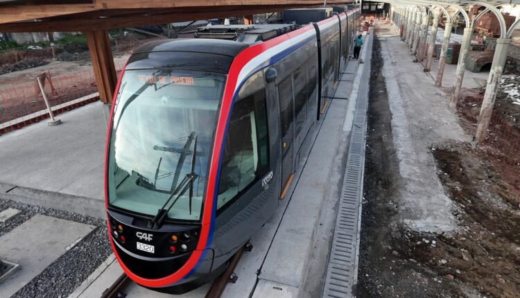 Licitação para ampliar o VLT de Salvador é adiada para outubro