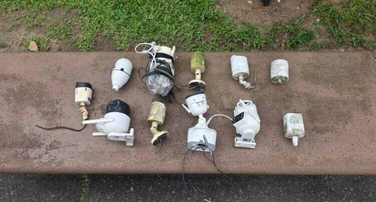 Cameras retiradas pela PM em Salvador