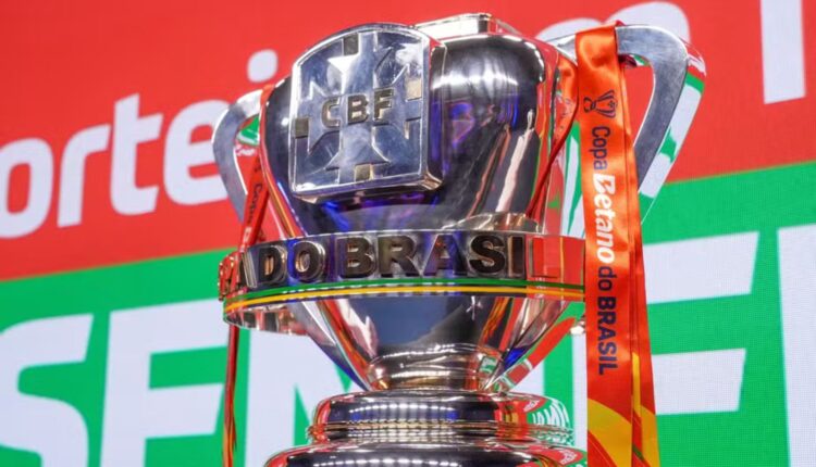 Vitória encara o Vasco no Rio pelas quartas da Copa do Brasil