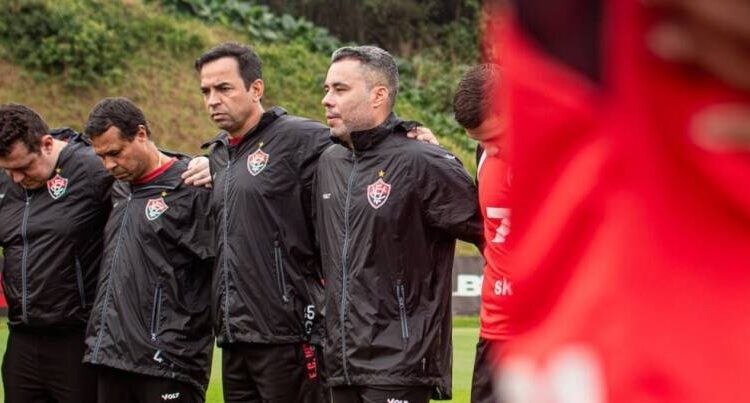 Vitória inicia preparação para o Ba-Vi com Caíque e Baralhas monitorados