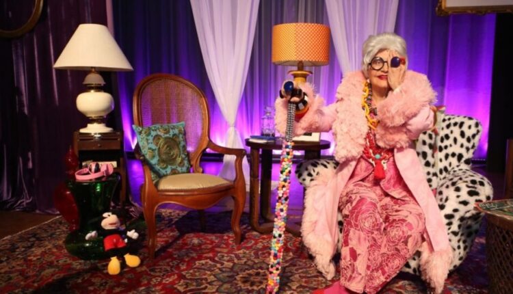 Atriz Rosamaria Murtinho em cena