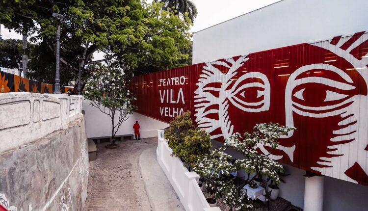 Fachada do Teatro Vila Velha, no Passeio Público, em Salvador