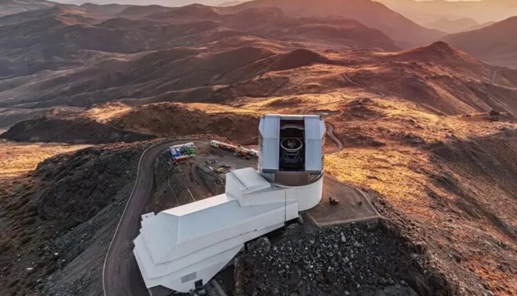 Estrutura do Observatório Vera C. Rubin, no Chile