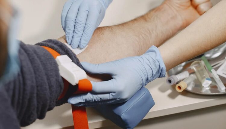 Coleta de sangue em laboratório