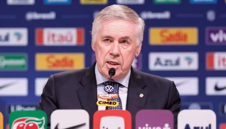 Carlo Ancelotti em entrevista coletiva