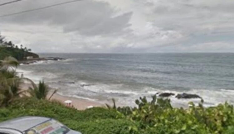 Praia do Buracão, no Rio Vermelho